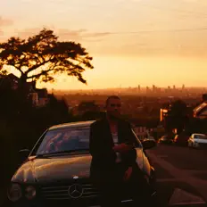 Écoutez McCabe, regardez des vidéoclips, lisez la biographie, consultez les dates de tournée et plus encore !