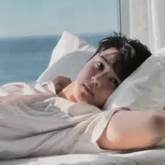 Ouça haisonne, assista a videoclipes, leia a biografia, veja as datas das turnês e mais!