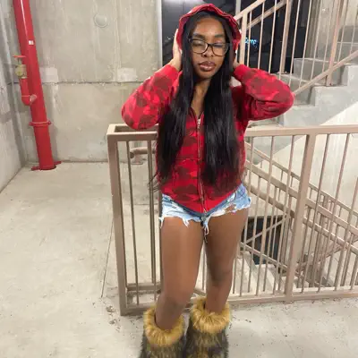 Listen to Badbuiltstacey, watch music videos, read bio, see tour dates & more!