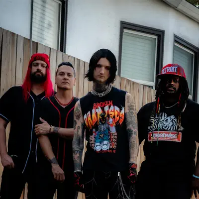 Listen to REDDSTAR, watch music videos, read bio, see tour dates & more!
