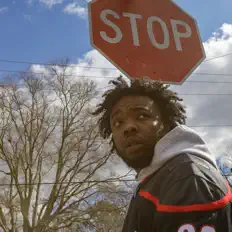 Escucha a Ares252, mira videos musicales, lee su biografía, consulta las fechas de las gira y más.