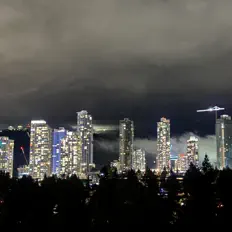 Jayden Klightを聴いたり、ミュージックビデオを鑑賞したり、経歴やツアー日程などを確認したりしましょう！