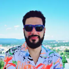 Justin Beatzを聴いたり、ミュージックビデオを鑑賞したり、経歴やツアー日程などを確認したりしましょう！