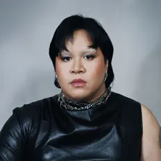 Dengarkan Mx Dione, tonton video musik, baca bio, lihat tanggal tur & lainnya!