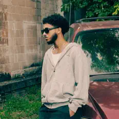 Ascolta SACKI, guarda video musicali, leggi la biografia, vedi le date del tour & altro!