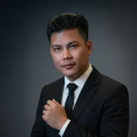 Ouve undefined, vê vídeos de música, lê a biografia, vê as datas da digressão e muito mais!