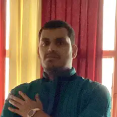 收听 Namaka Tarvos、观看音乐视频、阅读小传、查看巡演日期等 ！