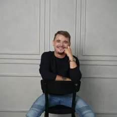 Poslechněte si interpreta Krzysztof Kreft, sledujte hudební videa, přečtěte si životopis, podívejte se na data turné a další informace.