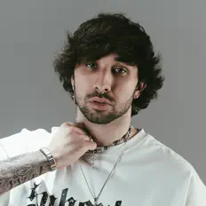 收听 Rusteah、观看音乐视频、阅读小传、查看巡演日期等 ！