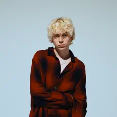 Poslechněte si interpreta SUDEAL, sledujte hudební videa, přečtěte si životopis, podívejte se na data turné a další informace.