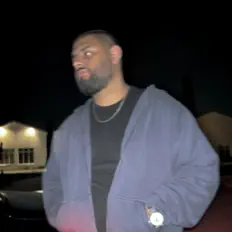 聆聽 Ramy、觀看音樂影片、閱讀小傳、查看巡演日期等！