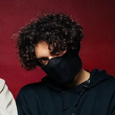 Listen to Zoyou, watch music videos, read bio, see tour dates & more!