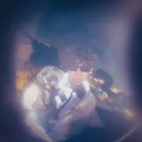 收听 undefined、观看音乐视频、阅读小传、查看巡演日期等 ！