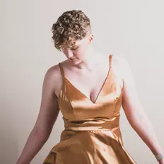 Ascolta Kessa Mefford, guarda video musicali, leggi la biografia, vedi le date del tour & altro!