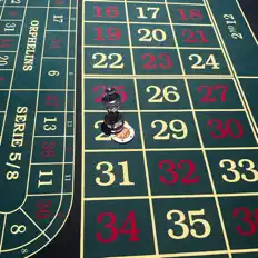 Escucha a Edi, mira videos musicales, lee su biografía, consulta las fechas de las gira y más.