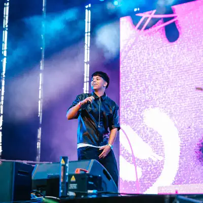 Listen to Cz, watch music videos, read bio, see tour dates & more!