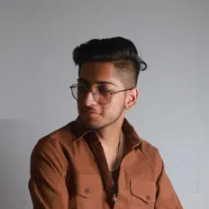 Ouve Romeo K, vê vídeos de música, lê a biografia, vê as datas da digressão e muito mais!