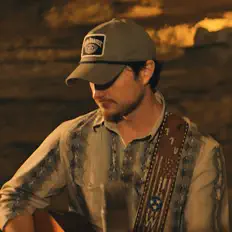 聆聽 Shelby Lee Lowe、觀看音樂影片、閱讀小傳、查看巡演日期等！