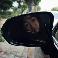 undefined을(를) 듣고, 뮤직 비디오를 보고, 약력을 읽고, 투어 일정 등을 확인하세요!