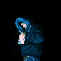 Ascolta undefined, guarda video musicali, leggi la biografia, vedi le date del tour & altro!