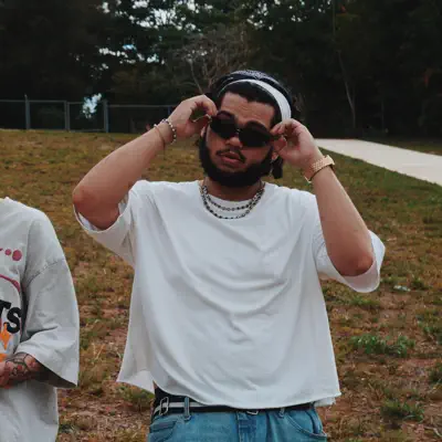 Ascolta AGUTZZ, guarda video musicali, leggi la biografia, vedi le date del tour & altro!