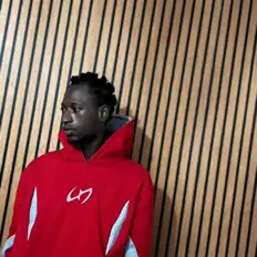 聆聽 Butong、觀看音樂影片、閱讀小傳、查看巡演日期等！