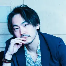 Écoutez 市川 真也, regardez des vidéoclips, lisez la biographie, consultez les dates de tournée et plus encore !