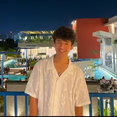 Aditya Barot dinle, müzik videolarını izle, biyografisini oku, tur tarihlerini ve daha fazlasını gör!