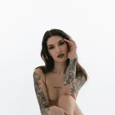 Listen to Li Erica, watch music videos, read bio, see tour dates & more!