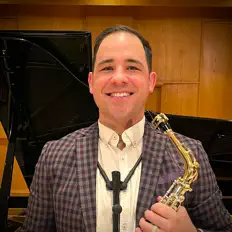 Ouça Erick Miranda, assista a videoclipes, leia a biografia, veja as datas das turnês e mais!