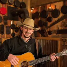 Escucha a Tyler Dozier, mira videos musicales, lee su biografía, consulta las fechas de las gira y más.