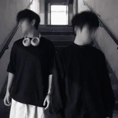 Listen to 秋野, watch music videos, read bio, see tour dates & more!