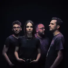 收听 Warmelade、观看音乐视频、阅读小传、查看巡演日期等 ！