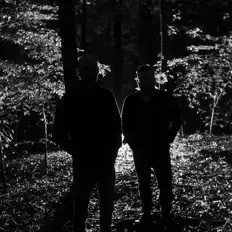 Fireworks Over London सुनें, म्यूज़िक वीडियो देखें, बायो पढ़ें, दौरे की तारीखें और बहुत कुछ देखें!