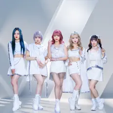 聆聽 24emotions、觀看音樂影片、閱讀小傳、查看巡演日期等！