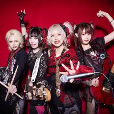 聆聽 LUMiRiSE、觀看音樂影片、閱讀小傳、查看巡演日期等！