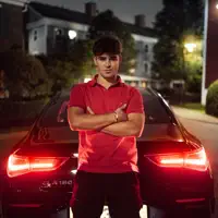 收听 undefined、观看音乐视频、阅读小传、查看巡演日期等 ！