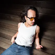 Ascolta P. PAT, guarda video musicali, leggi la biografia, vedi le date del tour & altro!