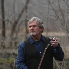 Hör dir Rich Scher an, schau dir Musikvideos an, lies die Biografie, finde Tourdaten und mehr!