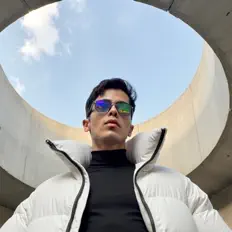 收听 Willy、观看音乐视频、阅读小传、查看巡演日期等 ！