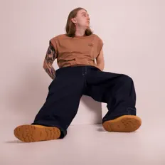 Ouve STUD3NT, vê vídeos de música, lê a biografia, vê as datas da digressão e muito mais!