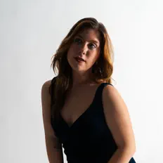 Ακούστε περιεχόμενο από Alexandra Brodzik, παρακολουθήστε μουσικά βίντεο, διαβάστε το βιογραφικό, δείτε ημερομηνίες περιοδείας, και πολλά ακόμη!