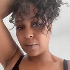 Miss T: песни, клипы, биография, даты выступлений и многое другое.