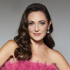 Listen to Laura Osnes, watch music videos, read bio, see tour dates & more!
