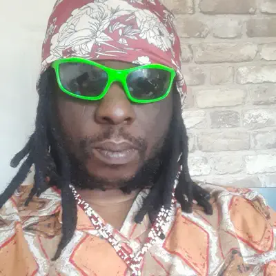 Listen to Ola Zion, watch music videos, read bio, see tour dates & more!