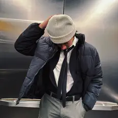 Dengarkan Solo Kei, tonton video musik, baca bio, lihat tanggal tur & lainnya!