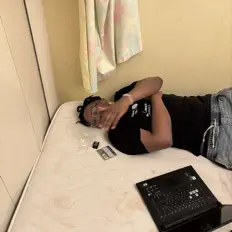 Luister naar Tsukii, bekijk muziekvideo's, lees de bio, bekijk de tourdata, en meer!