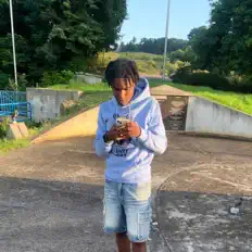 Écoutez Quontga, regardez des vidéoclips, lisez la biographie, consultez les dates de tournée et plus encore !