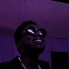 Ακούστε περιεχόμενο από Jazz, παρακολουθήστε μουσικά βίντεο, διαβάστε το βιογραφικό, δείτε ημερομηνίες περιοδείας, και πολλά ακόμη!