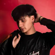 Ascolta Arios Hawary, guarda video musicali, leggi la biografia, vedi le date del tour & altro!